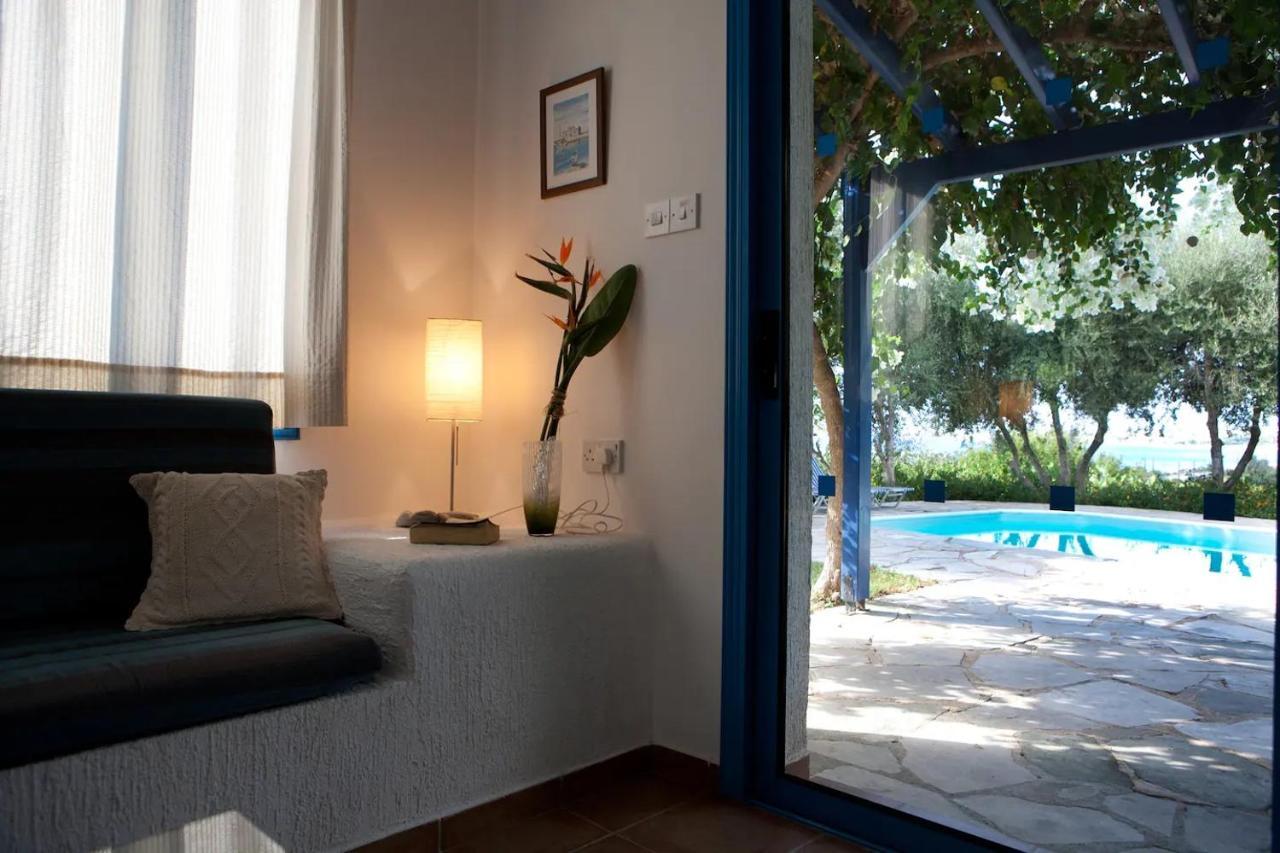 Banana Sunset Villas Paphos Exterior photo
